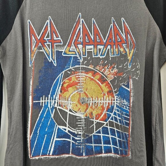 Daydreamer Def Leppard Pyromania Raglan Tee T-Shirt Gray Women’s Size S Boho - Picture 4 of 10